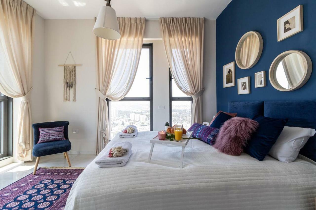 Magical 3Br/Parking With Amazing View, City Center エルサレム エクステリア 写真